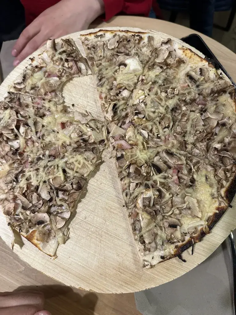 TonyairCup (Tony)_La Brass_Royan_review