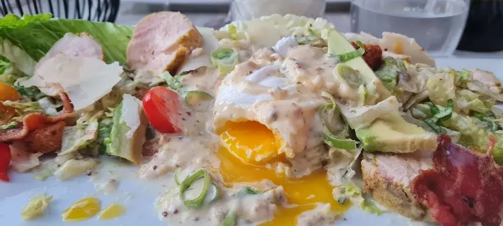 Angelique Simon_Blue Bar Restaurant - Royan_Royan_review