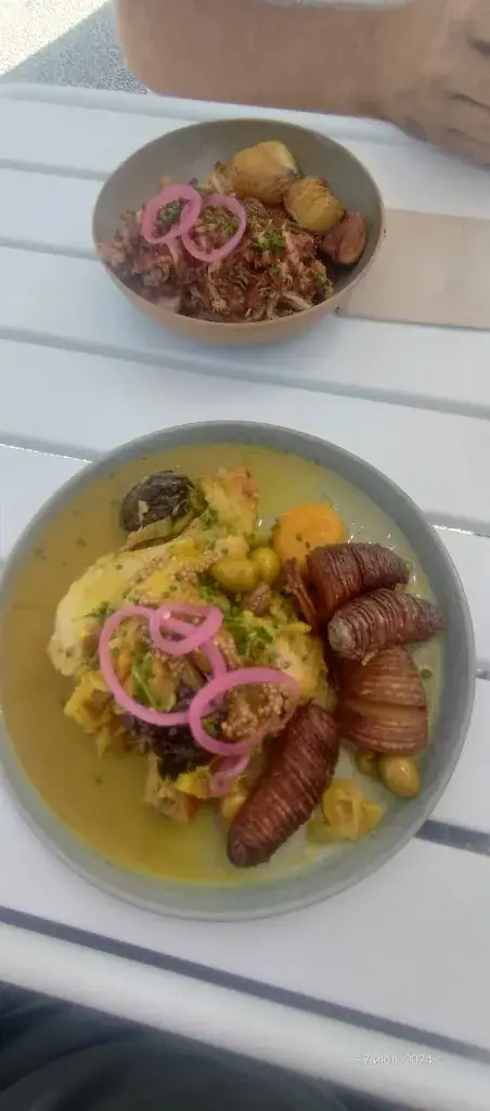 Марина Гершун_Rôti Rôti_Royan_review