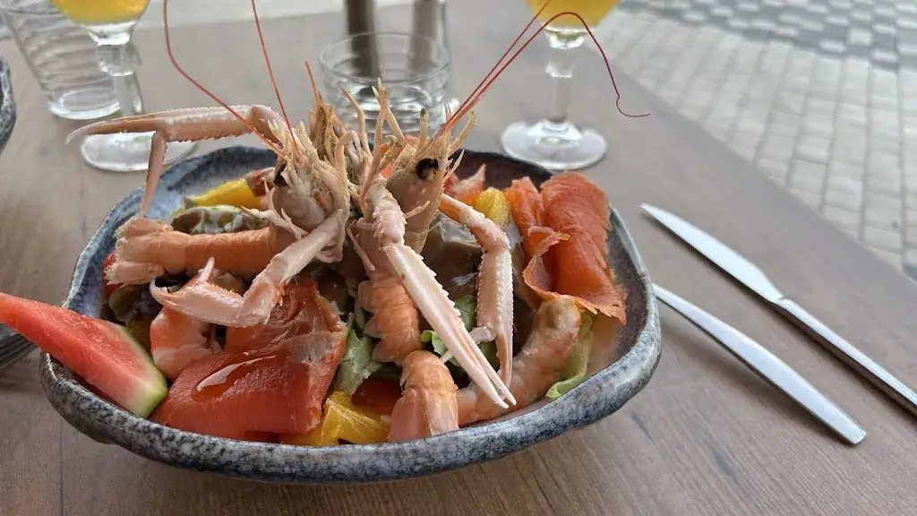 jy B_Restaurant Le 17-58_Royan_review