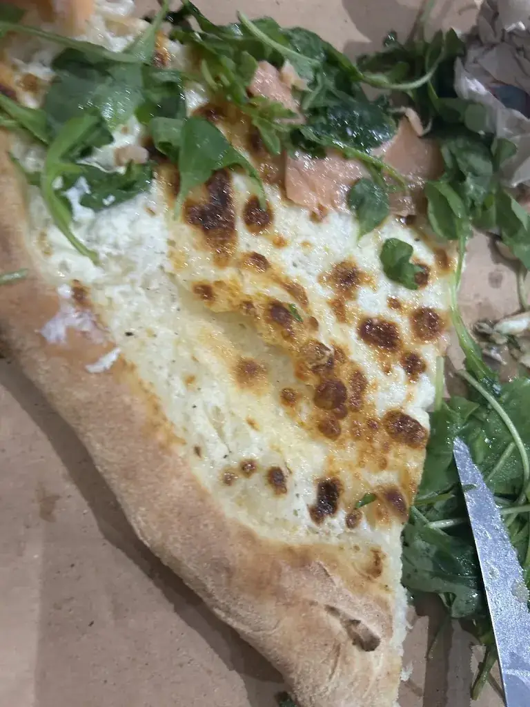 Elisa Mx_PIZZA ROMA ROYAN_Royan_review