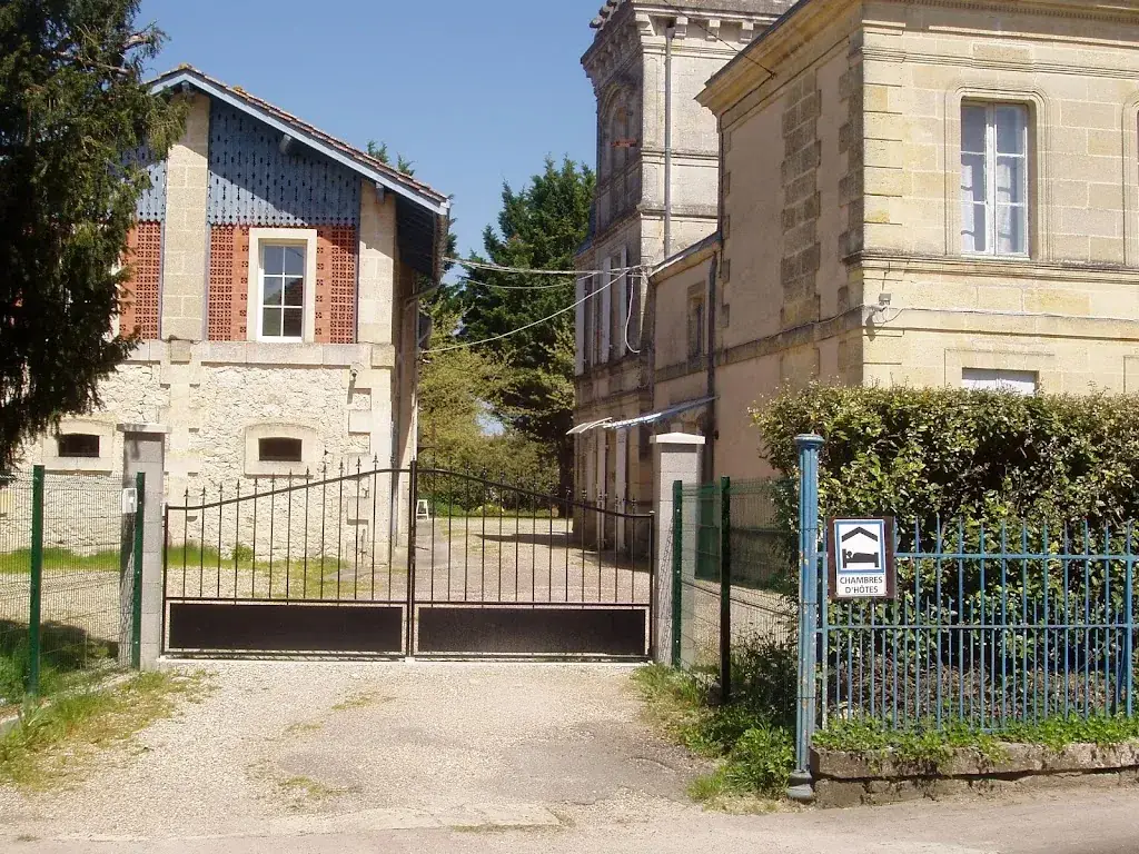 Escapade de Farniente, la nuitée à partir de 60 euros, 5 chambres_Saint-Christoly-de-Blaye_slider_image_3