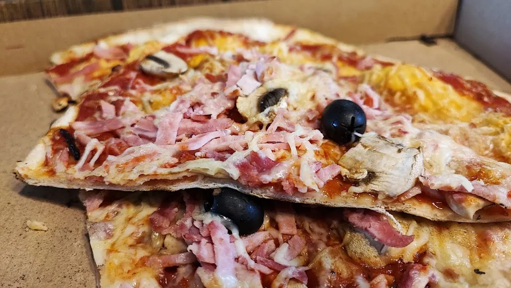 ST CIERS PIZZA_Saint-Ciers-sur-Gironde_slider_image_2