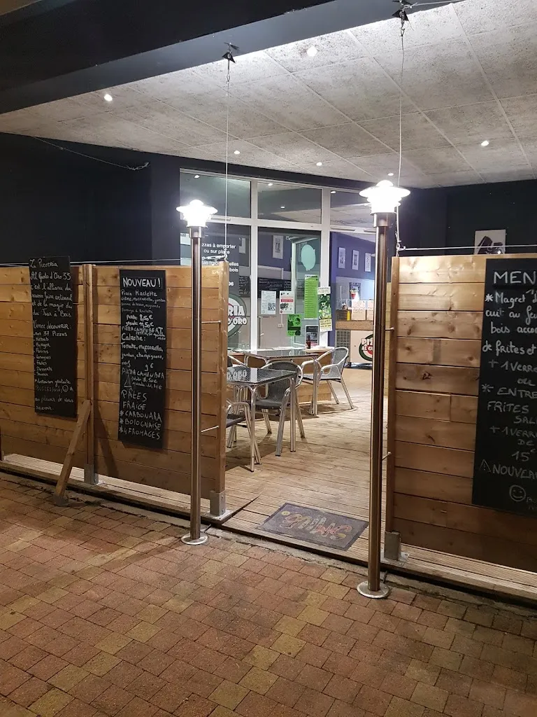 Pizzeria Al Gusto d'Oro 33 restaurant in Saint-Denis-de-Pile