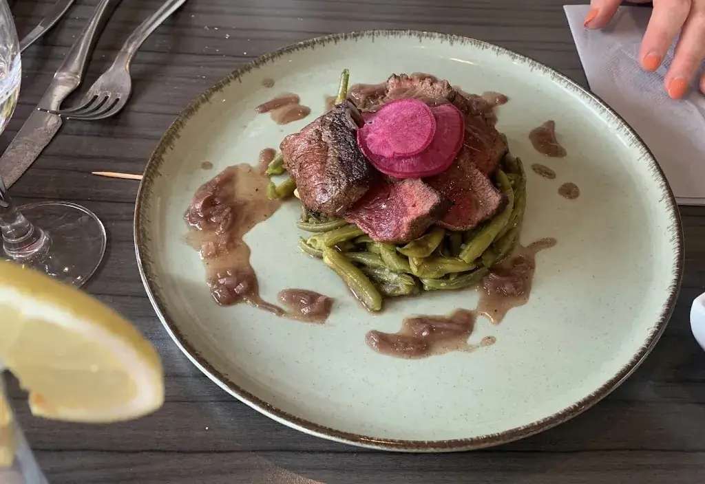 Karine Douteau_Adapei 33 Entreprise - Restaurant Le Haut-Mexant_Saint-Denis-de-Pile_recensione