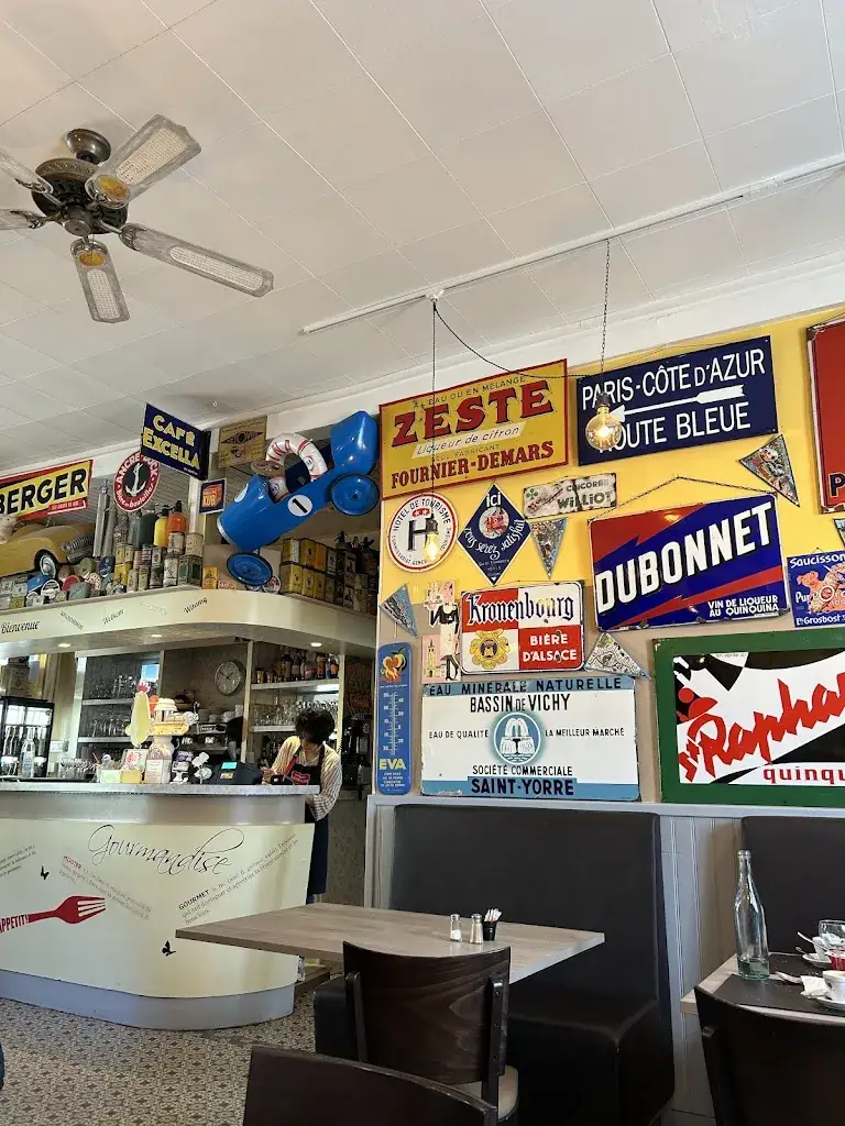 S V_L'Etape Bleue Restaurant_Saint-Prix_review