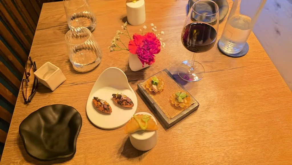 Carl Wong_L'Huitrier Pie_Saint-Émilion_review