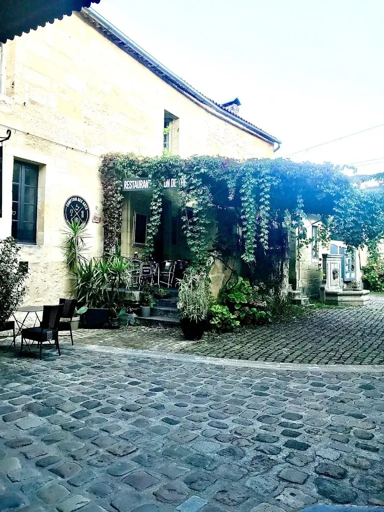 Comptoir des arts_Saint-Émilion_slider_image_3