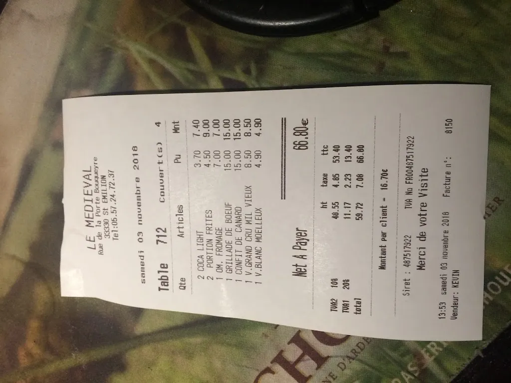 Lenhard Hübscher_Le Mediéval_Saint-Émilion_review