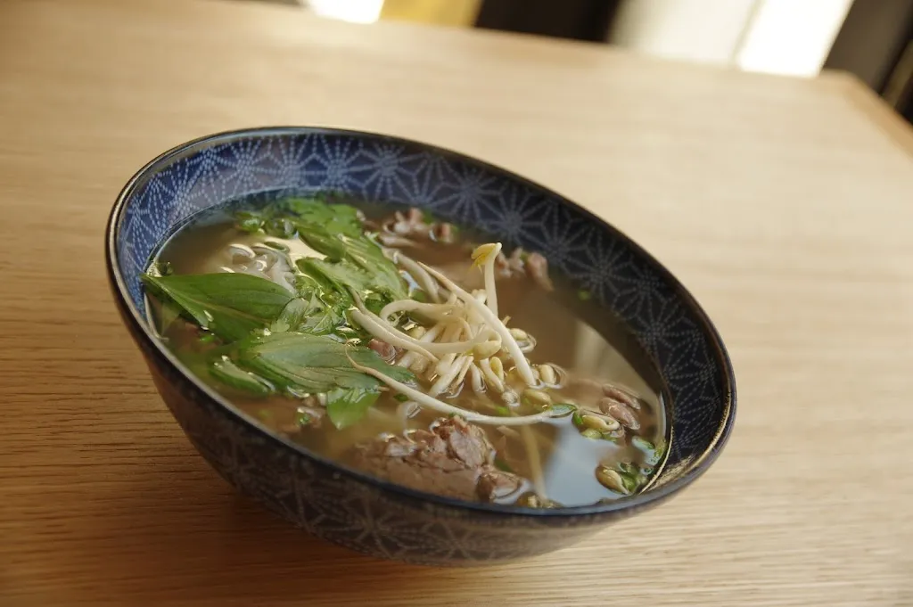 Café Saigon_Saint-Émilion_slider_image_3