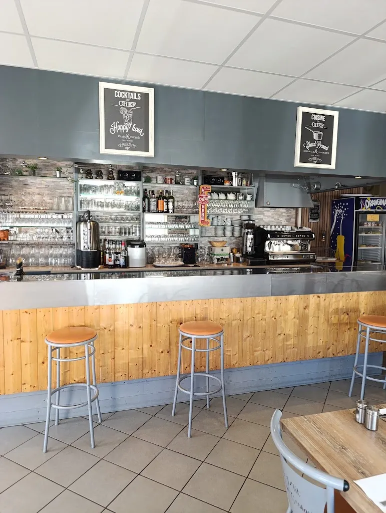 Restaurant le p'tit St Georges ristorante a Saint-Georges-du-Bois