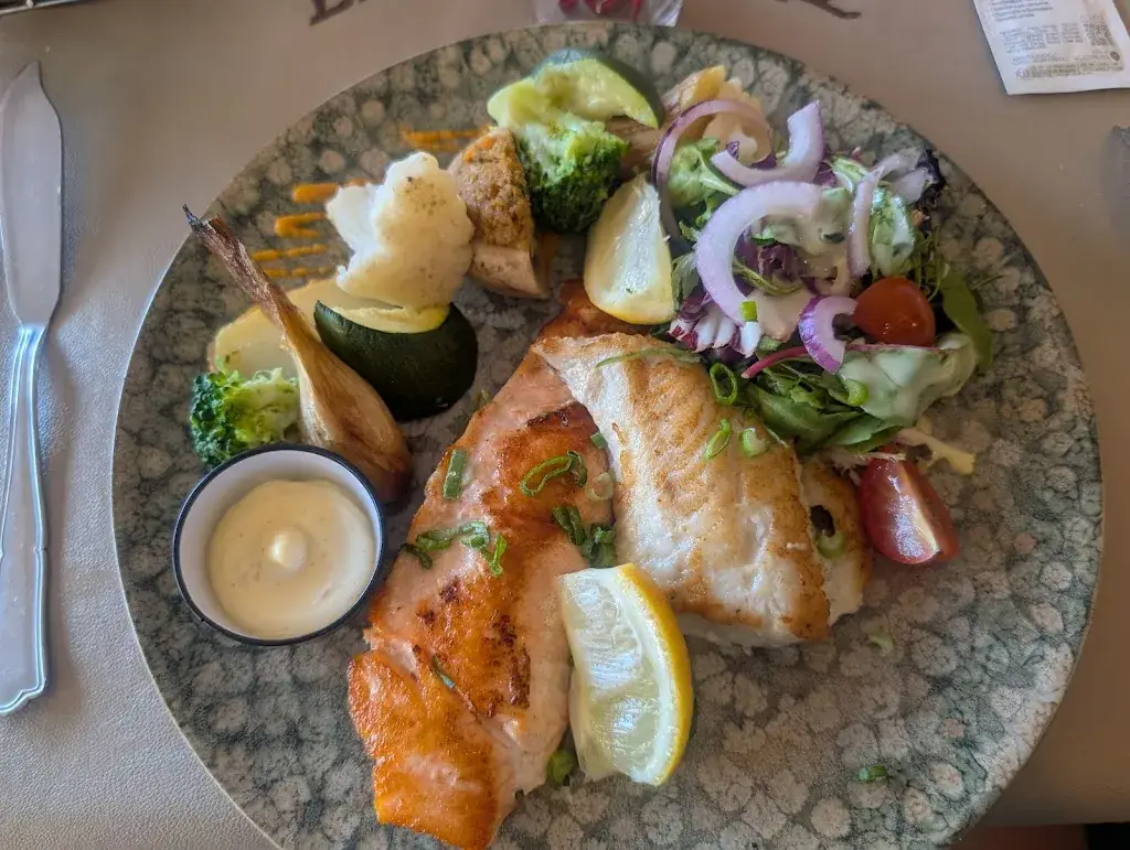 La Pêcherie SARL_Saint-Cyprien_slider_image_3