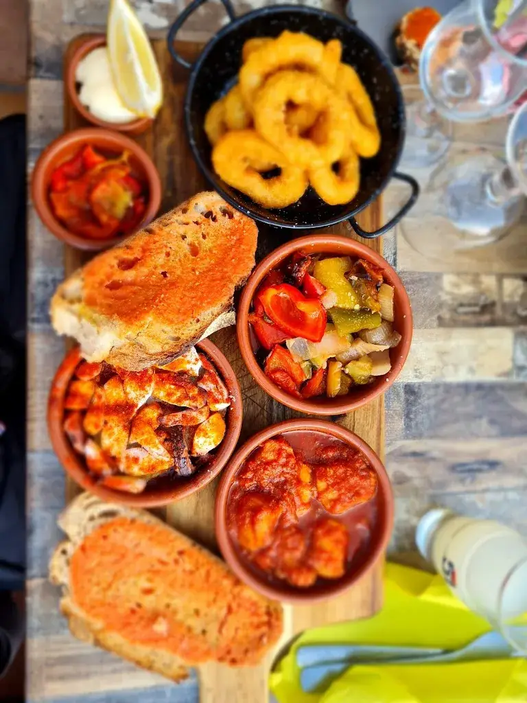 Menu_Restaurant l'eskaya_Saint-Cyprien_image_8