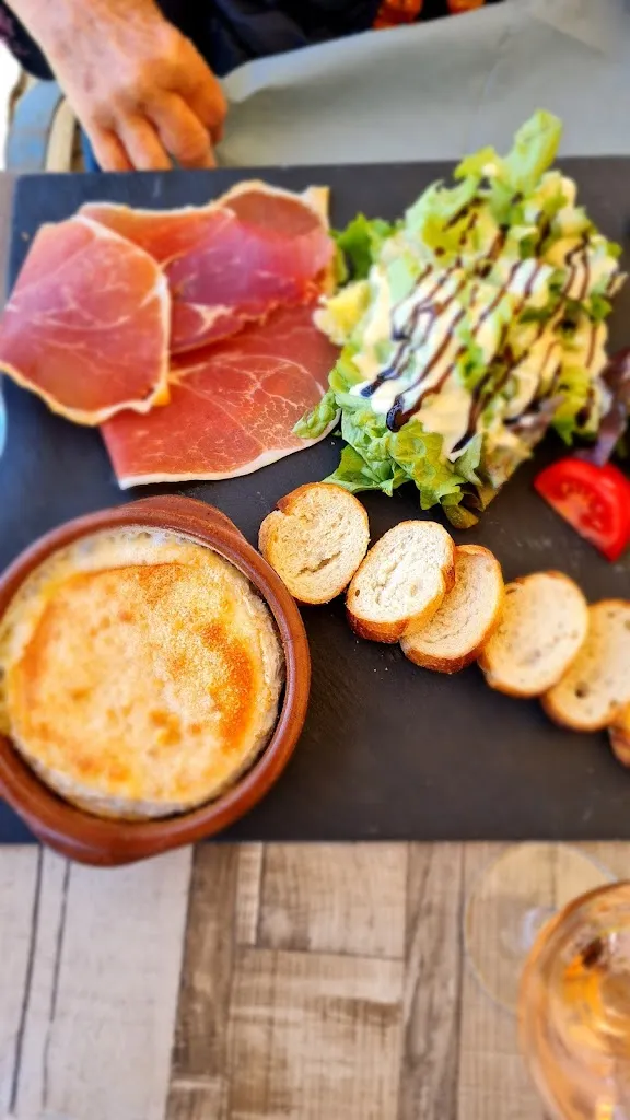 Menu_Restaurant Les Frégates_Saint-Cyprien_image_7