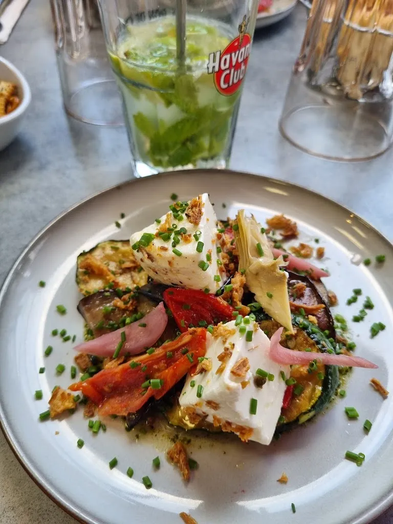 Restaurant Le Feugerolles_Chambon-Feugerolles_slider_image_3