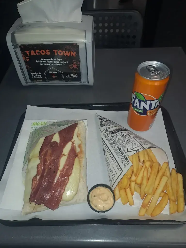 Menu_Tacos Town_Saint-Cyprien_image_9