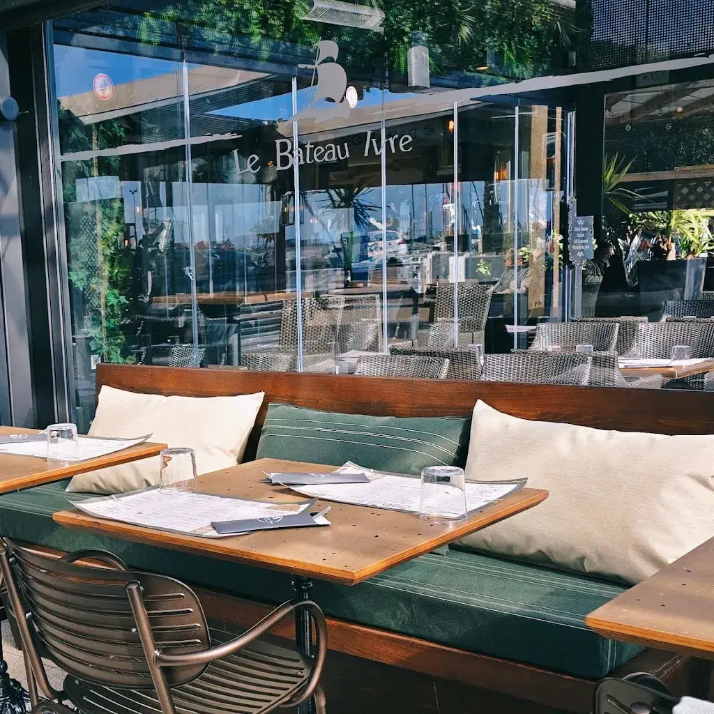 Le Bateau Ivre restaurant in Saint-Cyprien