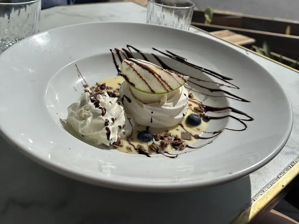 Chez Francette_Saint-Cyprien_slider_image_3