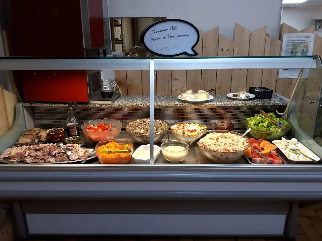 Bar Restaurant Le Grain de Sel_Chambon-Feugerolles_slider_image_3