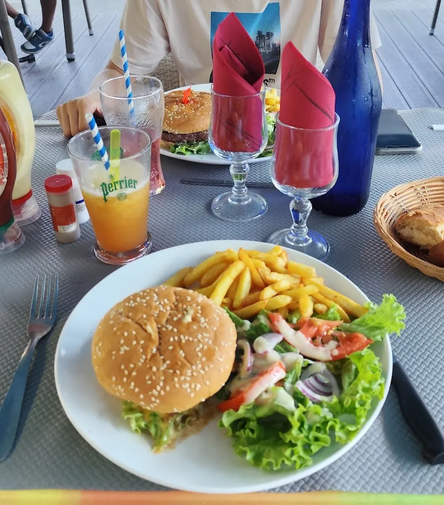 Restaurant la Flottille_66750_slider_image_3