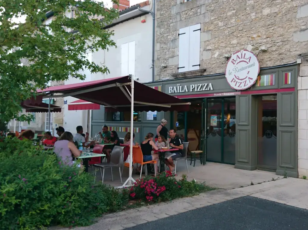 BAÏLA PIZZA Saint Georges Les Bx restaurant in Saint-Georges-lès-Baillargeaux
