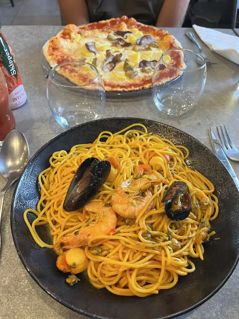 Sandrine L J_Pizzeria Restaurant Marsaletta (chez Jo)_Chambon-Feugerolles_review