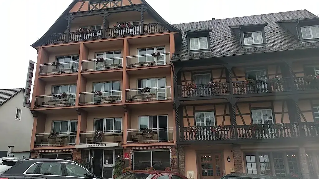 Hotel Munsch Colmar Nord restaurant in Saint-Hippolyte