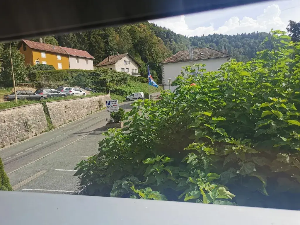 Iryna Konovalova_Logis Hôtel le Bellevue_Saint-Hippolyte_review