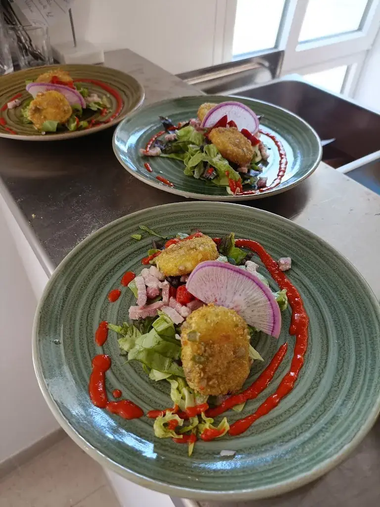 Menu_Le Café de la Place_Saint-Laurent-de-la-Prée_image_8