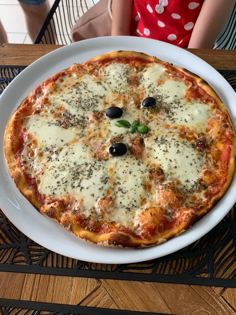 Menu_La Prée Pizza_Saint-Laurent-de-la-Prée_image_4