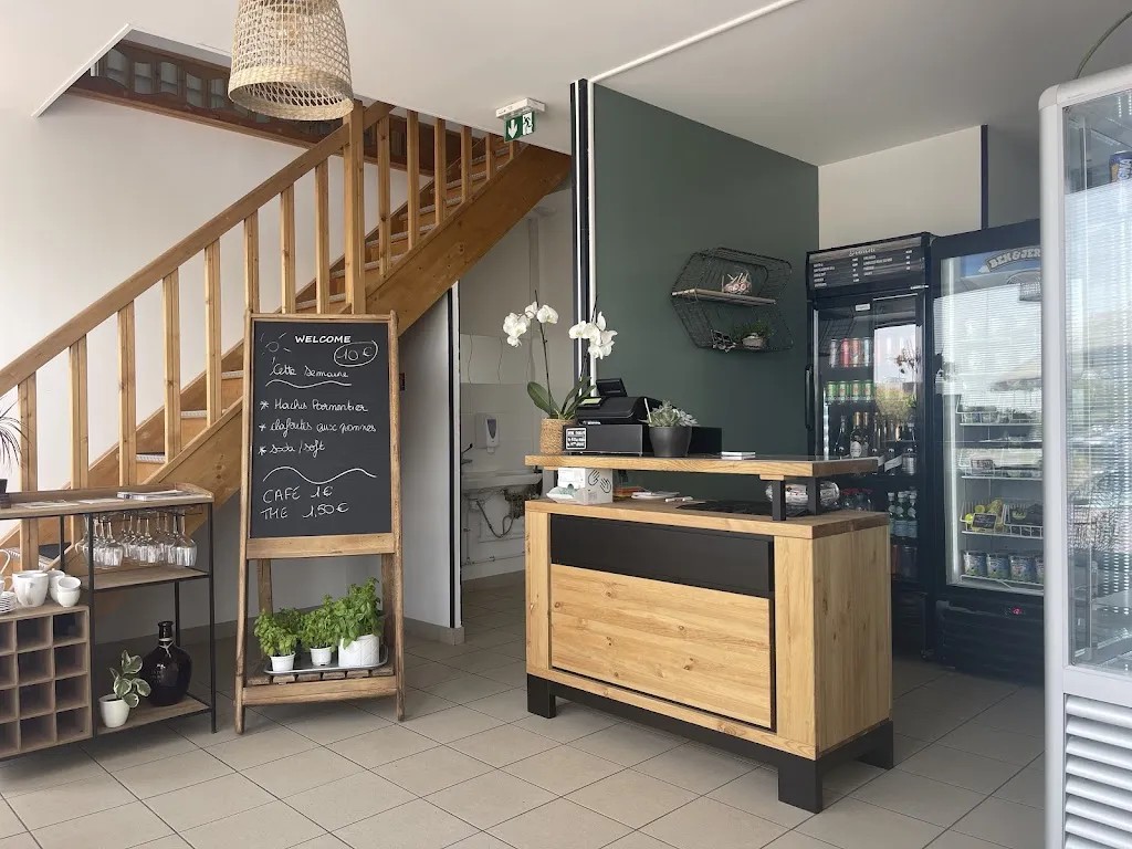 The Girl On A Bike_La Prée Pizza_Saint-Laurent-de-la-Prée_review