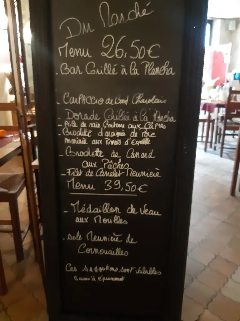 Menu_Les Airelles - Apparthôtel les Tilleuls - Restaurant Le Médiéval_Saint-Macaire_image_3