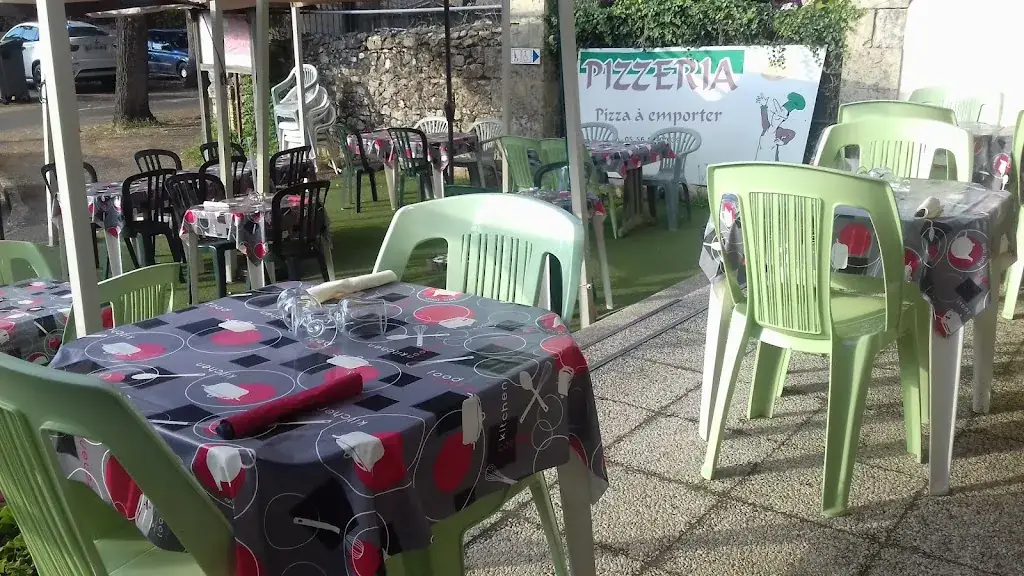 Pizzeria de l'Horloge restaurant in Saint-Macaire