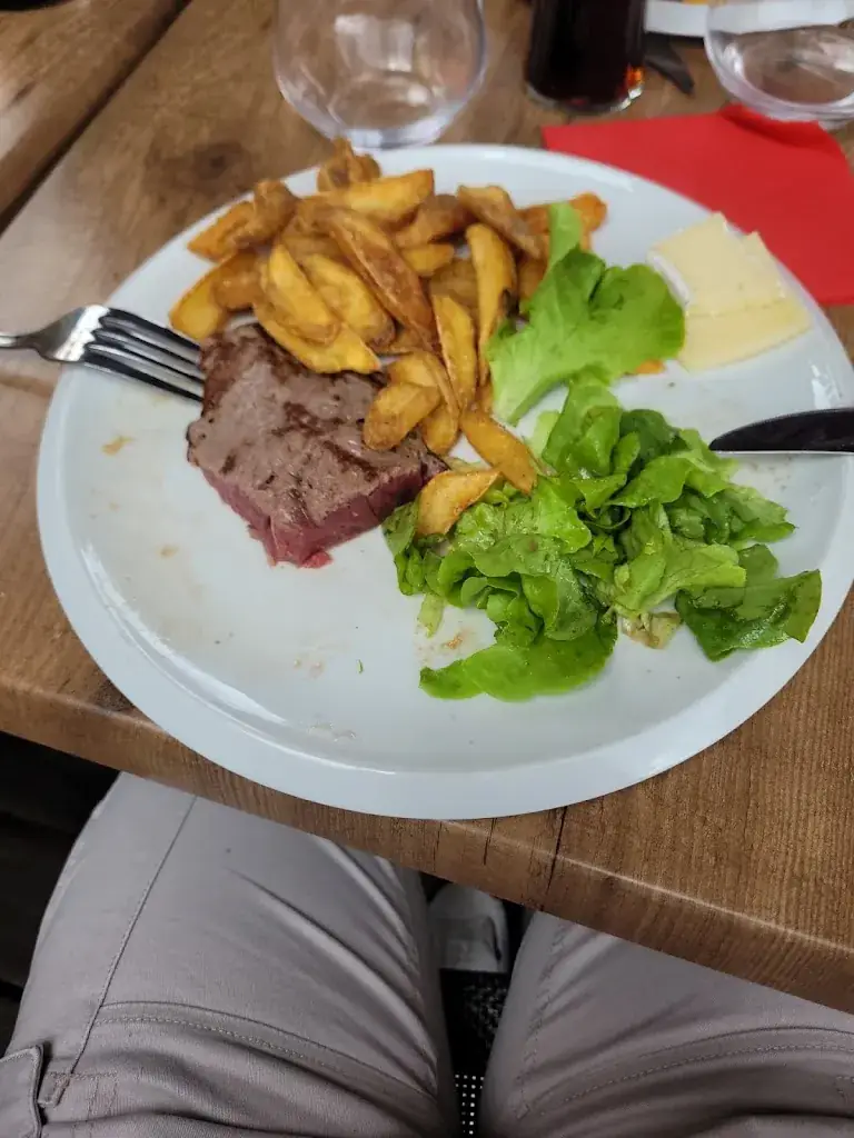 ti prince_LES DEUX TOURS_Saint-Léonard-de-Noblat_review