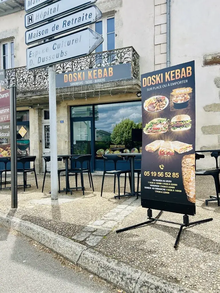 Doski kebab restaurant in Saint-Léonard-de-Noblat