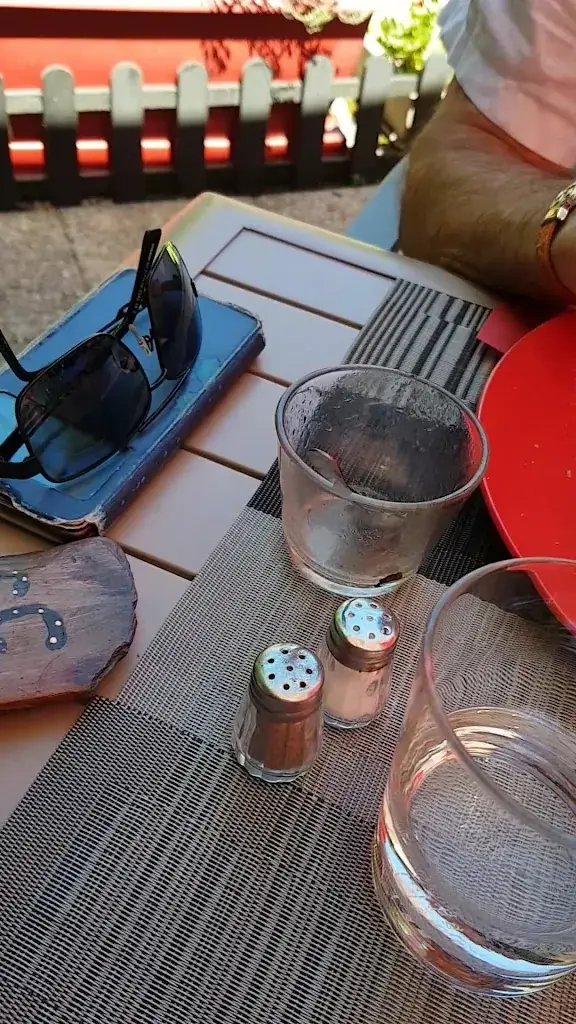 Le Chat Perché_Saint-Jean-Pied-de-Port_slider_image_2