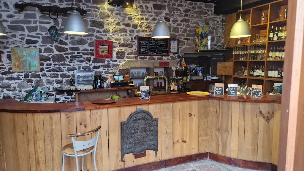 Cave Des Etats de Navarre restaurant in Saint-Jean-Pied-de-Port