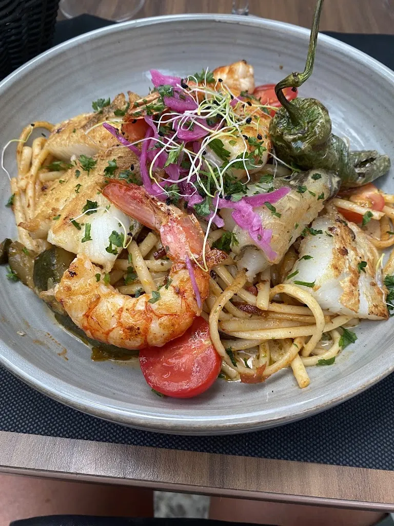 Ziripot . Restaurant & Bar restaurant in Saint-Jean-Pied-de-Port