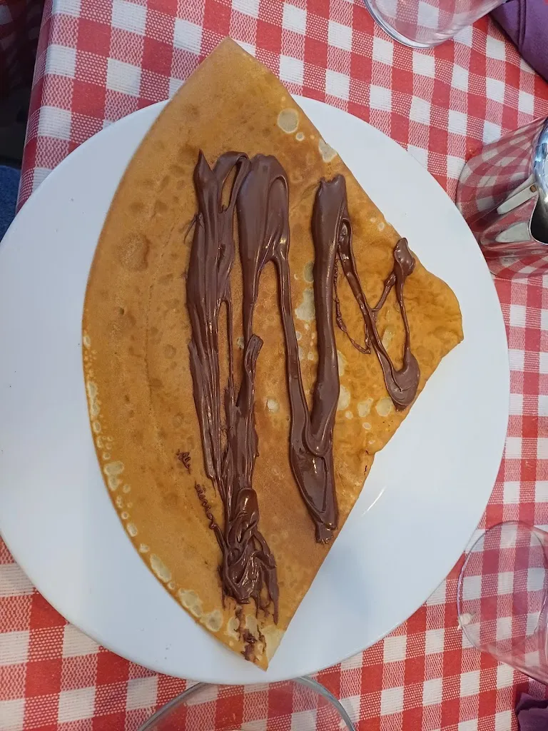 Nicole Andrea Mondragon Franco_Kuka_Saint-Jean-Pied-de-Port_recensione