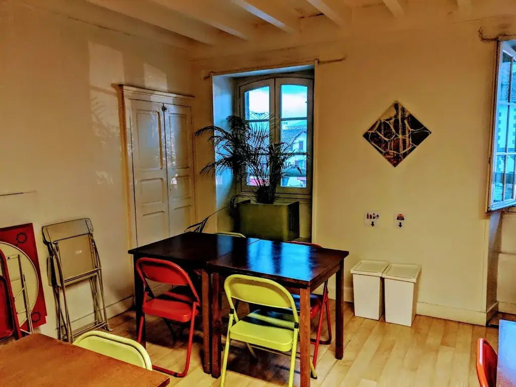 Zeglar “Zeg” Fergus_Pizza Ona Garazi_Saint-Jean-Pied-de-Port_review