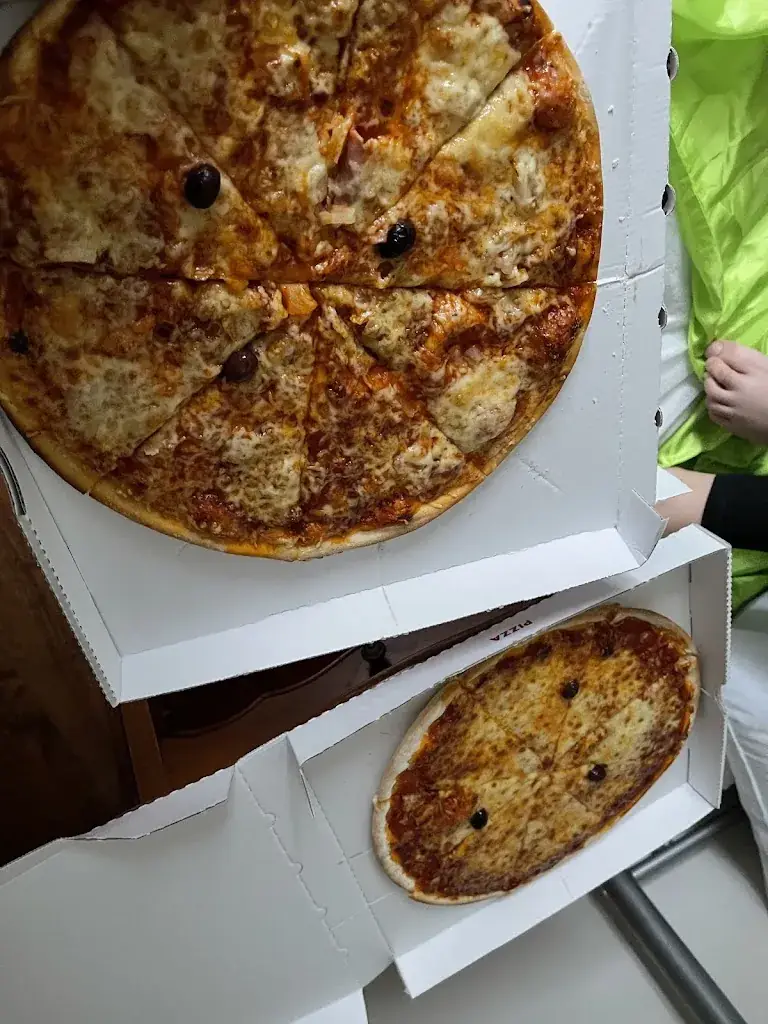 Tim Shepherd_Pizza Ona Garazi_Saint-Jean-Pied-de-Port_review