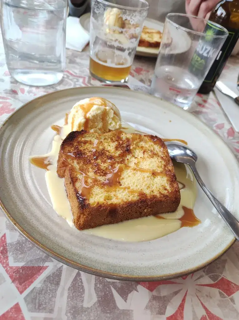 Amatto_Saint-Jean-Pied-de-Port_slider_image_3