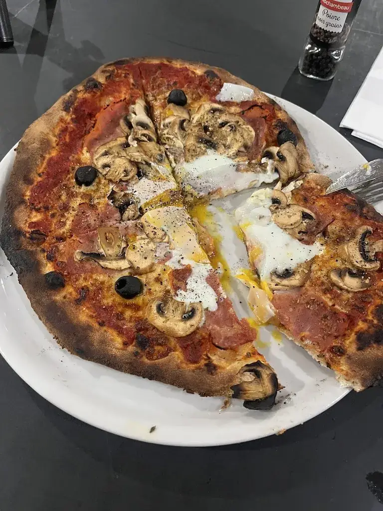 Pizza K ristorante a Saint-Jean-Pied-de-Port