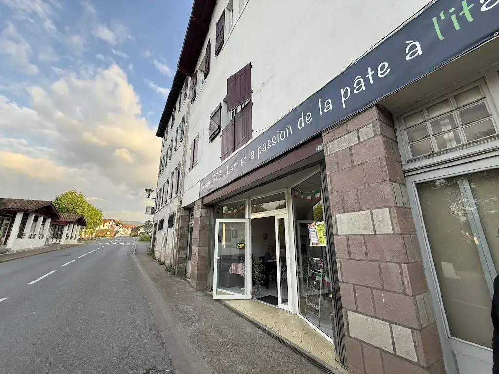 Jean Christian_Damico's - Restaurant italien & Pizza napolitaine à Saint-Jean-Pied-De-Port_Saint-Jean-Pied-de-Port_review