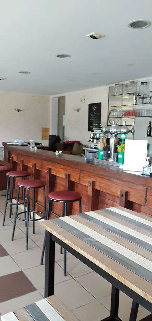 SAVA cuisiner restaurant in Saint-Martin-de-Hinx