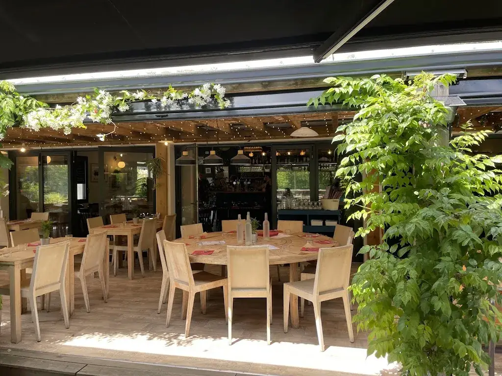 berenice Duchateau_Restaurant La Guinguette - La Marquèze_Josse_review