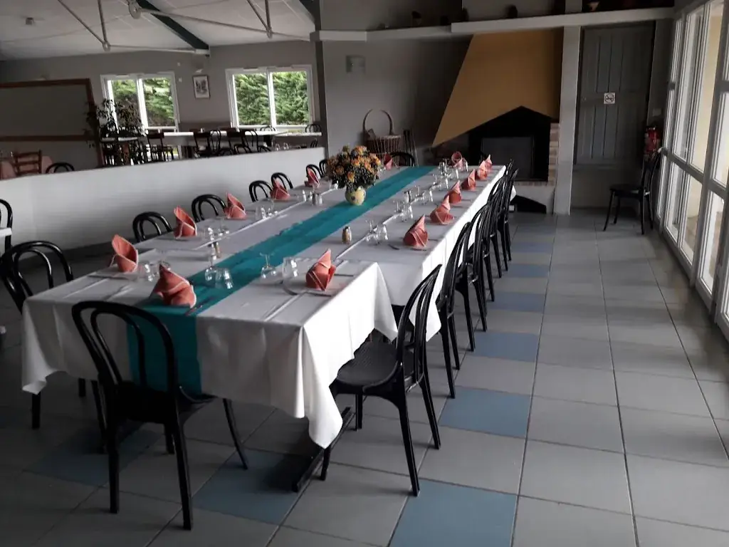 Restaurant Les Arcades restaurant in Saint-Martin-de-Hinx