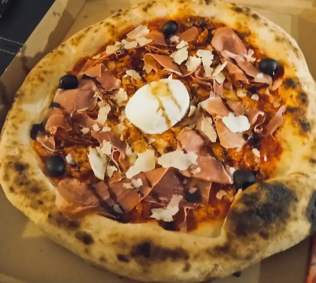 Menu_Pizzeria La Casa Napolitana_Saint-Médard-de-Guizières_image_6