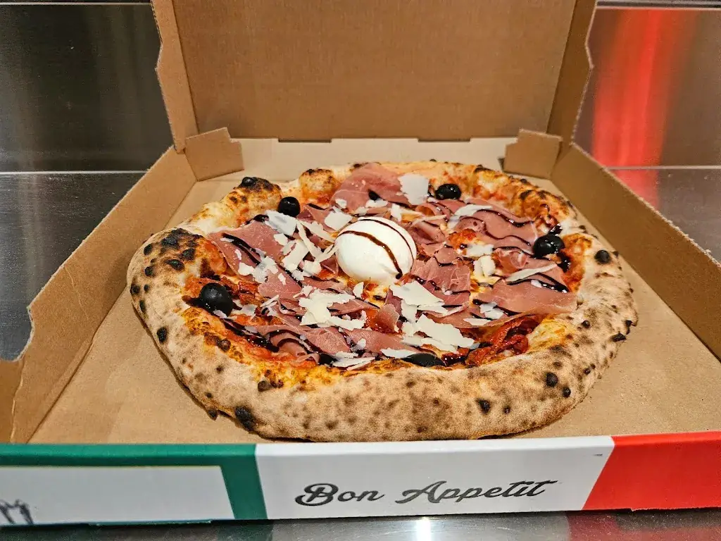 Menu_Pizzeria La Casa Napolitana_Saint-Médard-de-Guizières_image_9