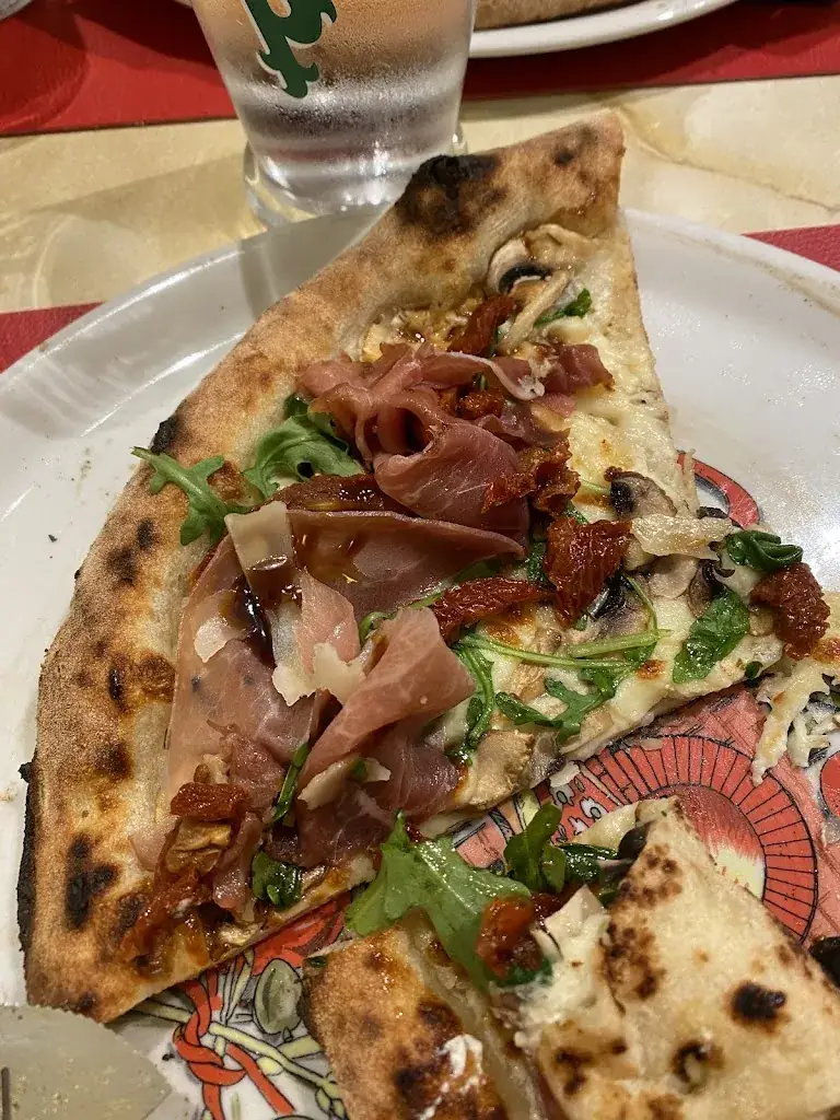 stephane crampes_Pizzeria La Casa Napolitana_Saint-Médard-de-Guizières_review